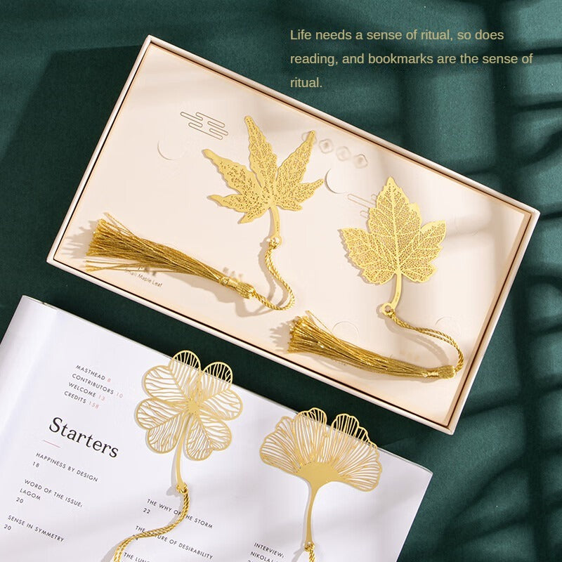 Nature-Inspired Leaf Metal Bookmark – Perfect for Book Lovers