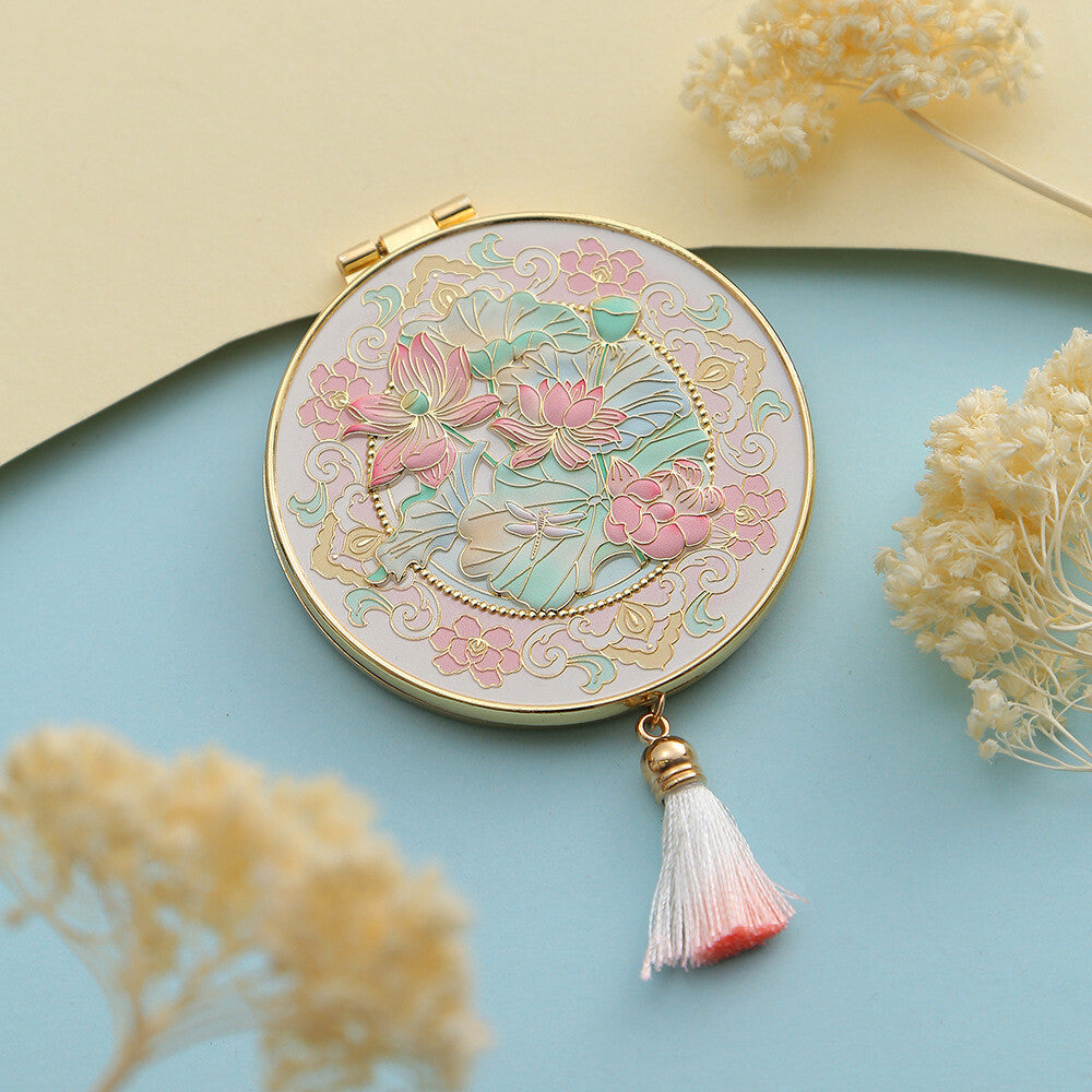 Chinese Style Carving Metal Makeup Mirror Tourist Souvenir Customization